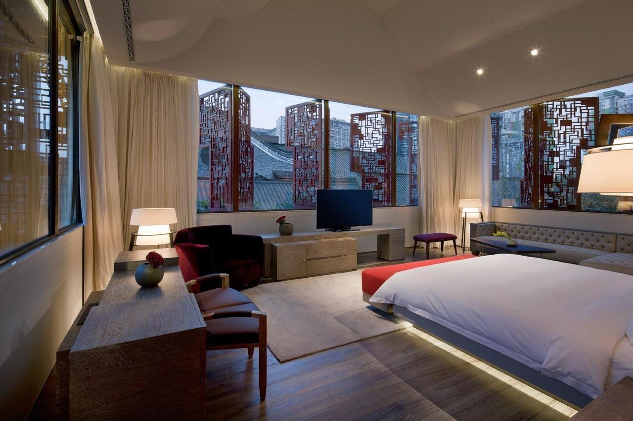 Guanyin Yiyuntai Hotel Chengdu Exterior photo