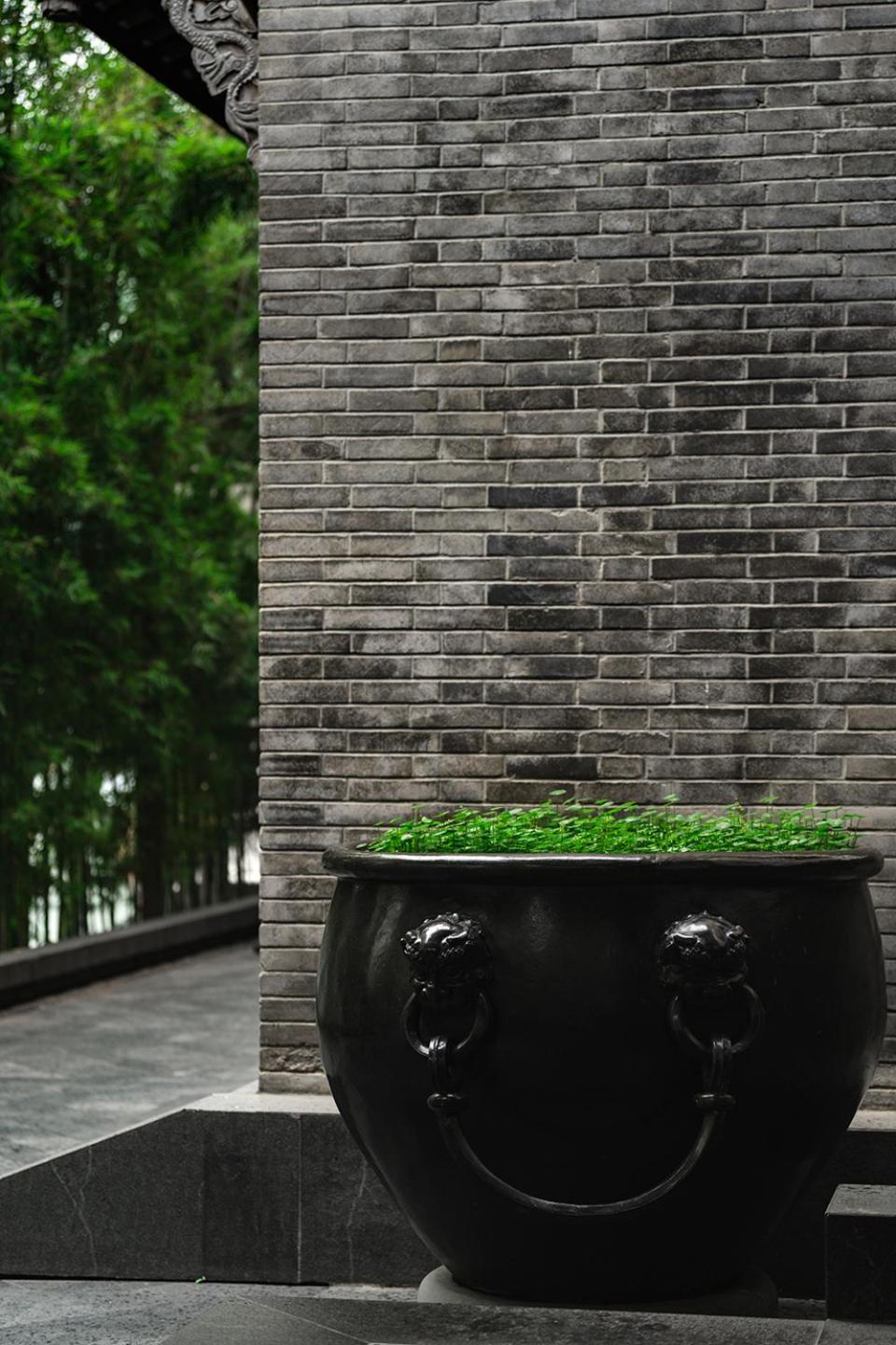 Guanyin Yiyuntai Hotel Chengdu Exterior photo